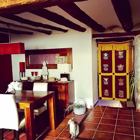 La Casa De Orquideas * Chiva de Morella